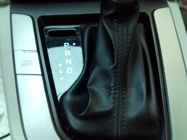 2020 Hyundai Elantra - Image 17 of 21