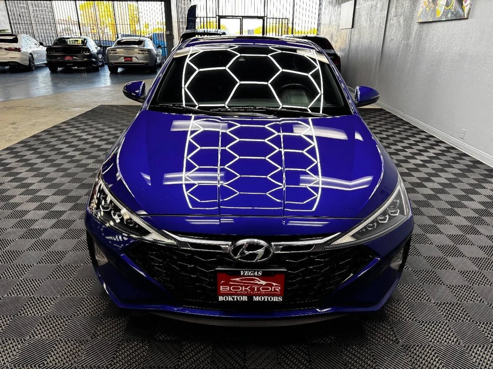 2020 Hyundai Elantra - Image 5 of 12