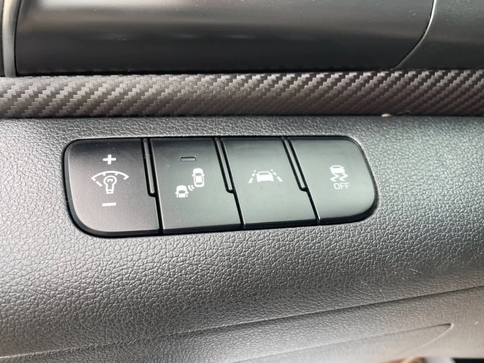 2020 Hyundai Elantra - Image 15 of 20
