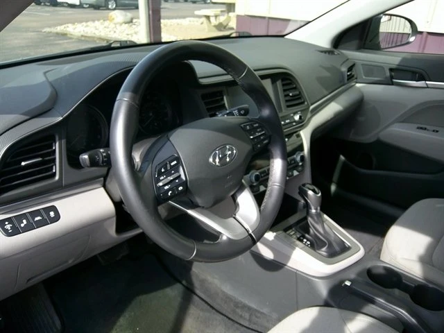 2020 Hyundai Elantra - Image 12 of 12