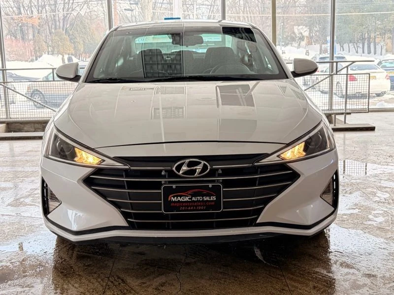 2020 Hyundai Elantra - Image 5 of 12