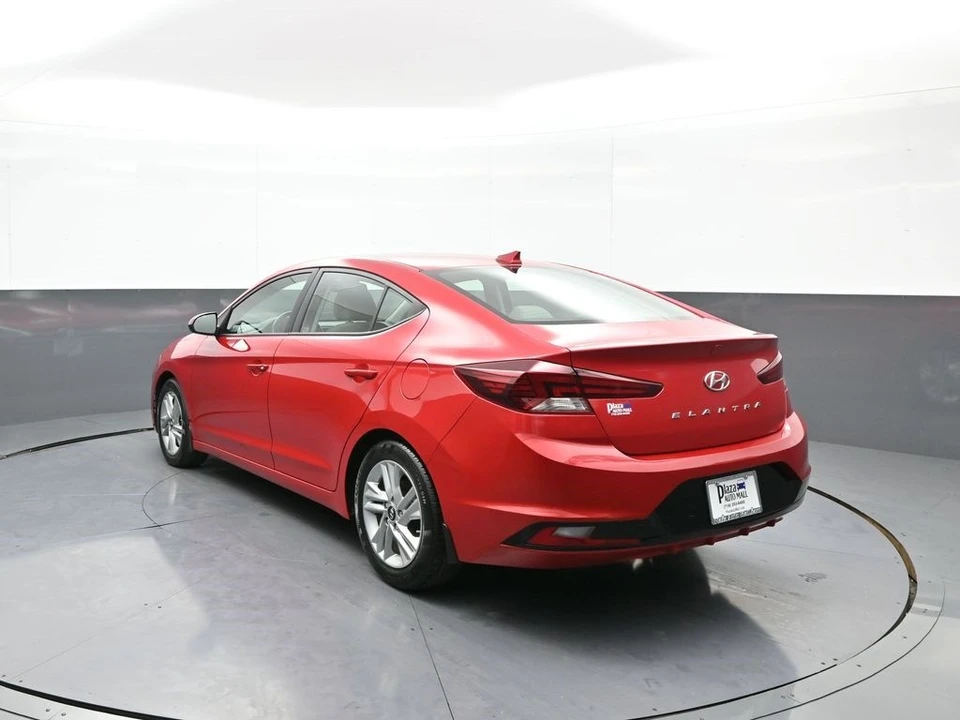 2020 Hyundai Elantra - Image 8 of 12