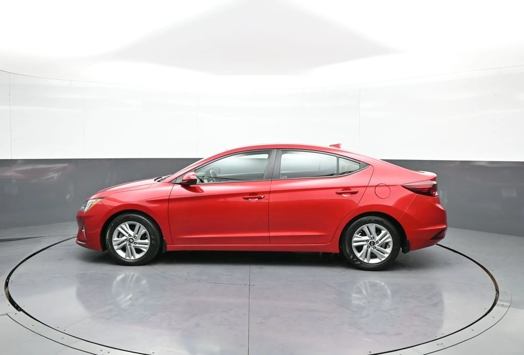 2020 Hyundai Elantra - Image 9 of 12