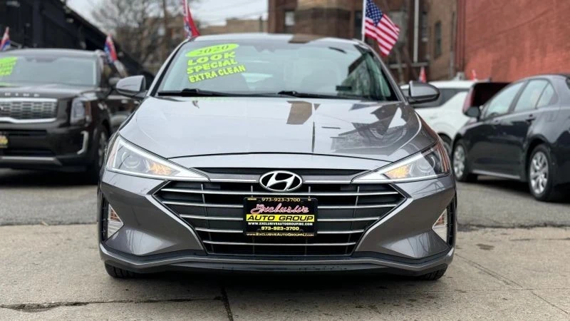 2020 Hyundai Elantra - Image 2 of 12