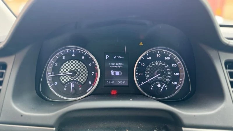 2020 Hyundai Elantra - Image 10 of 12