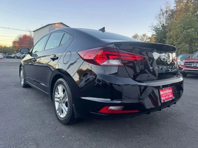2020 Hyundai Elantra - Image 5 of 12