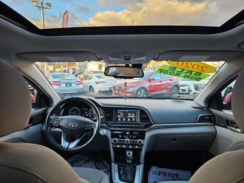 2020 Hyundai Elantra - Image 11 of 12
