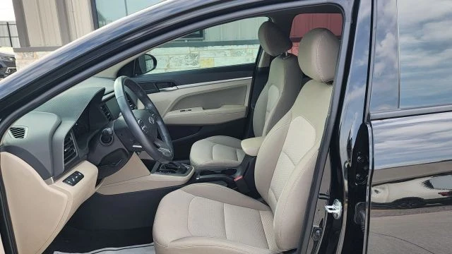 2020 Hyundai Elantra - Image 18 of 21