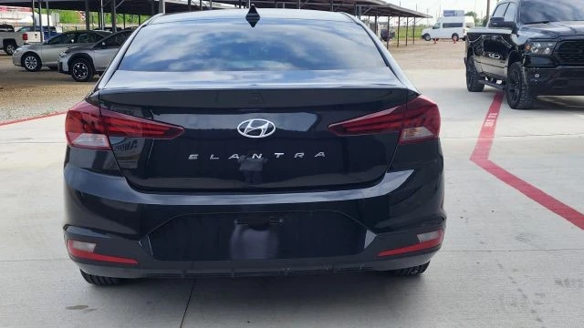 2020 Hyundai Elantra - Image 7 of 21