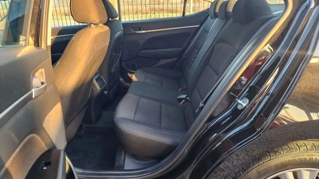 2020 Hyundai Elantra - Image 17 of 21