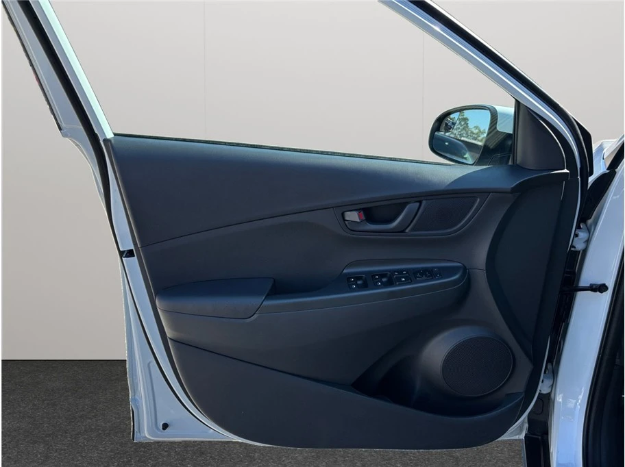 2020 Hyundai Kona - Image 16 of 21