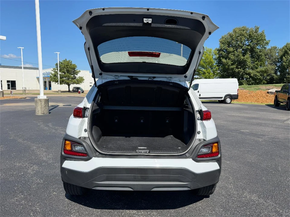 2020 Hyundai Kona - Image 11 of 31