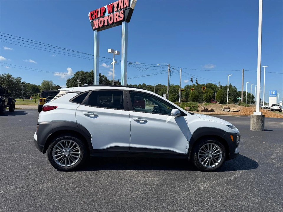 2020 Hyundai Kona - Image 8 of 31