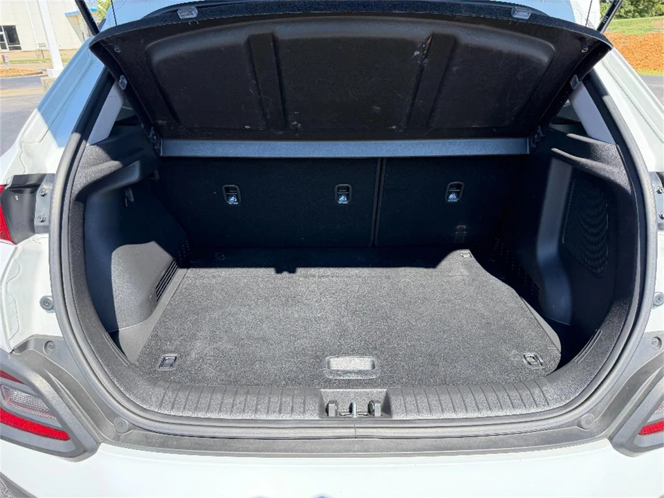 2020 Hyundai Kona - Image 12 of 31