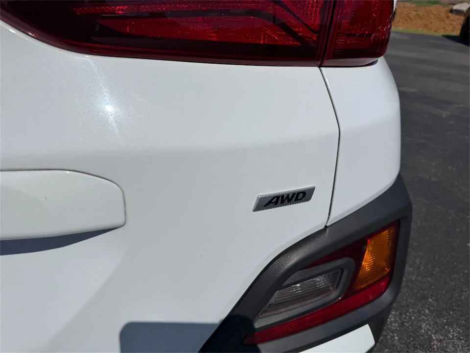 2020 Hyundai Kona - Image 10 of 31