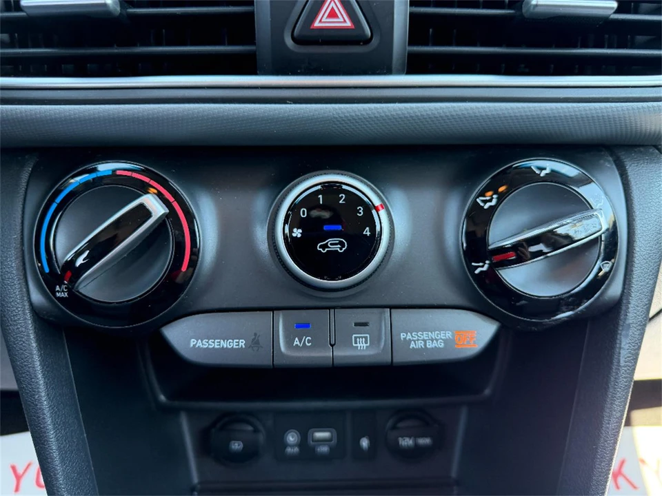 2020 Hyundai Kona - Image 24 of 31