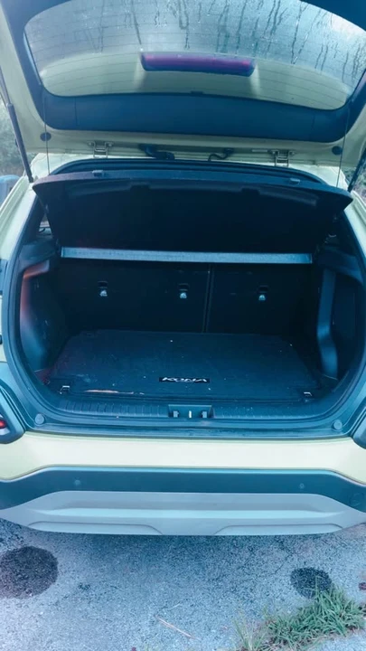 2020 Hyundai Kona - Image 13 of 16