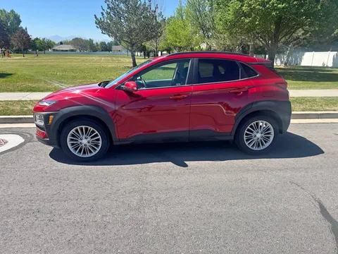 2020 Hyundai Kona SEL