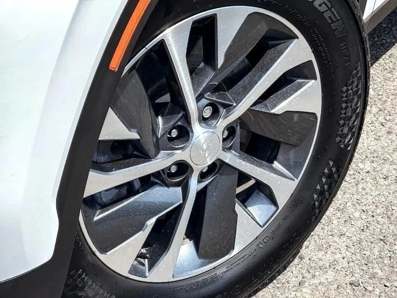 2020 Hyundai Palisade - Image 2 of 12