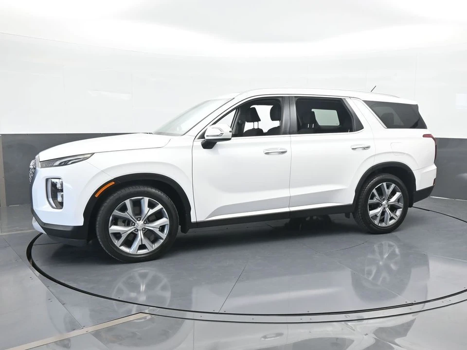 2020 Hyundai Palisade - Image 2 of 12