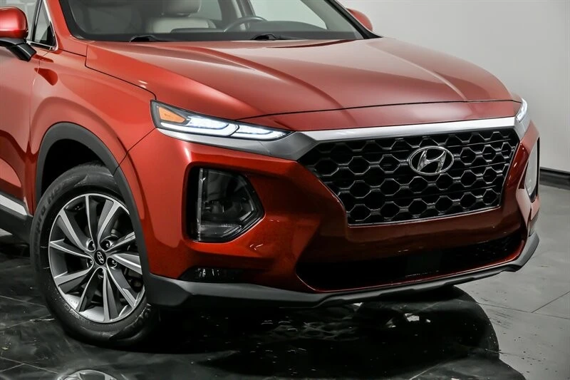 2020 Hyundai Santa Fe - Image 2 of 21