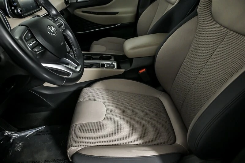 2020 Hyundai Santa Fe - Image 20 of 21