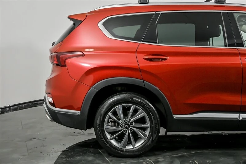 2020 Hyundai Santa Fe - Image 12 of 21