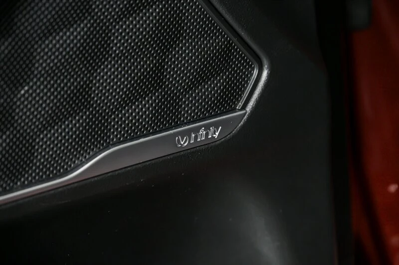 2020 Hyundai Santa Fe - Image 18 of 21