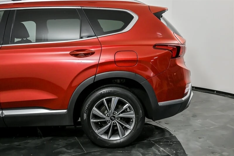 2020 Hyundai Santa Fe - Image 8 of 21