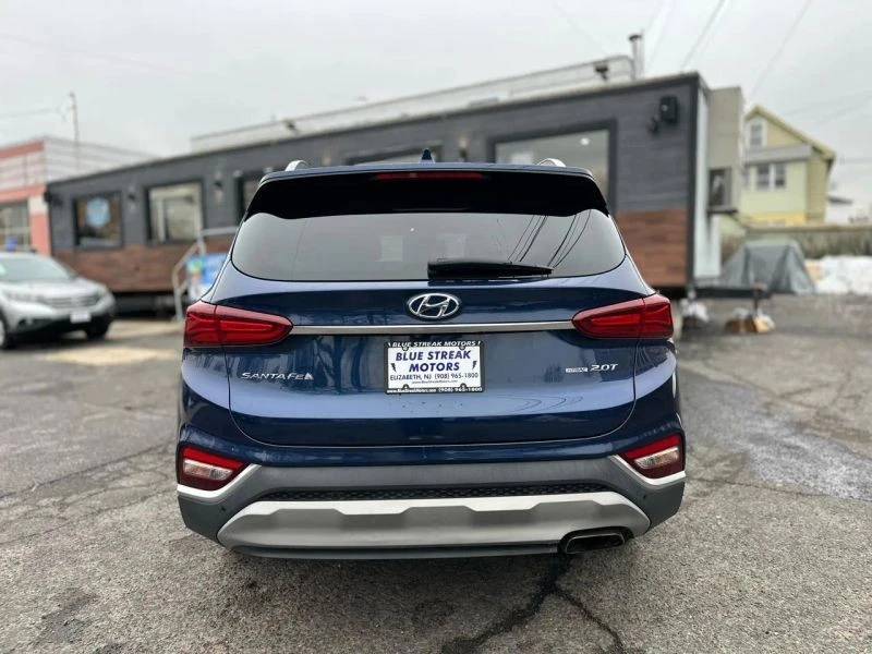 2020 Hyundai Santa Fe - Image 7 of 12