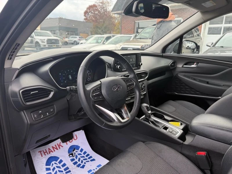 2020 Hyundai Santa Fe - Image 10 of 12