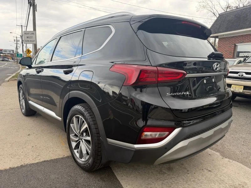 2020 Hyundai Santa Fe - Image 7 of 12
