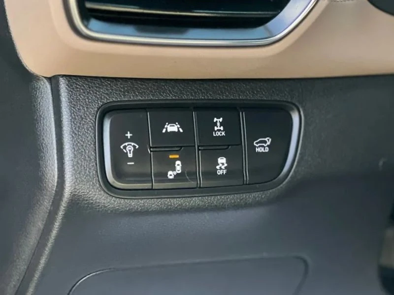 2020 Hyundai Santa Fe - Image 12 of 12
