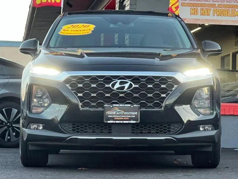 2020 Hyundai Santa Fe - Image 3 of 12