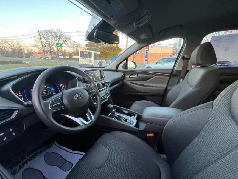 2020 Hyundai Santa Fe - Image 8 of 12