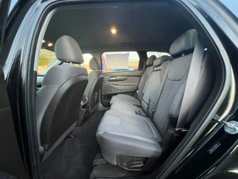 2020 Hyundai Santa Fe - Image 11 of 12