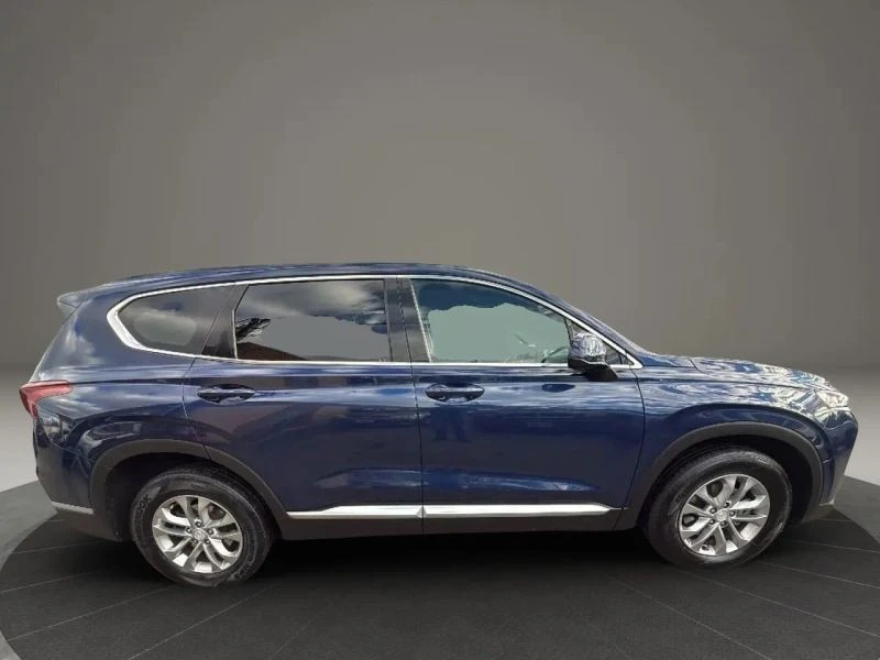 2020 Hyundai Santa Fe - Image 4 of 12
