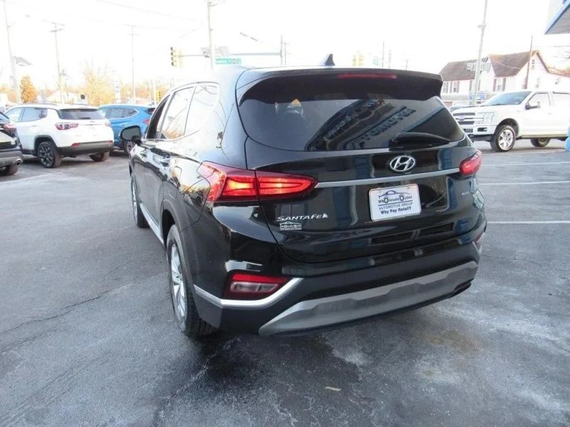 2020 Hyundai Santa Fe - Image 5 of 12