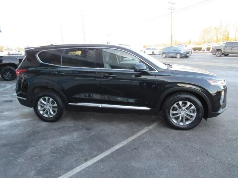 2020 Hyundai Santa Fe - Image 9 of 12