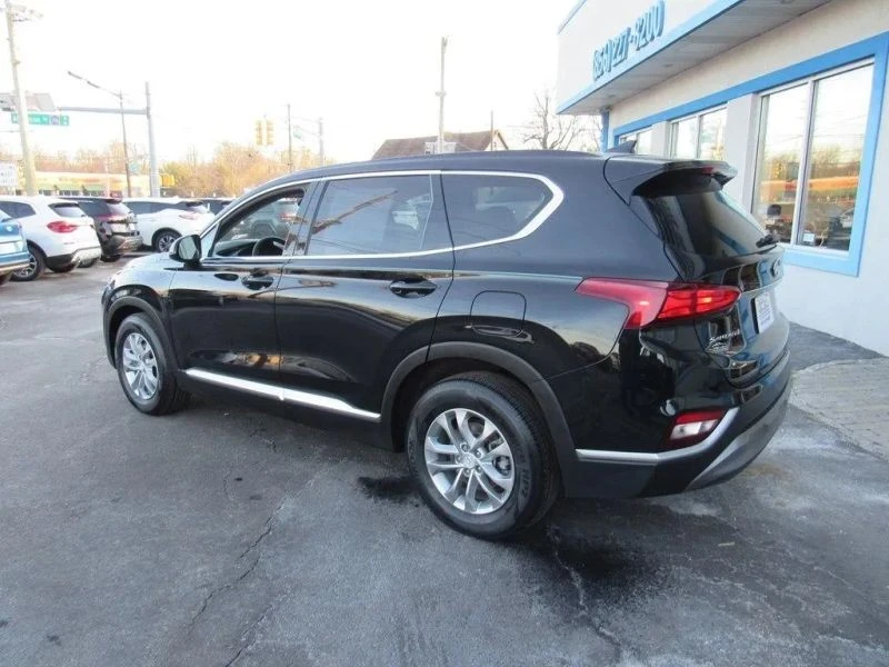2020 Hyundai Santa Fe - Image 4 of 12