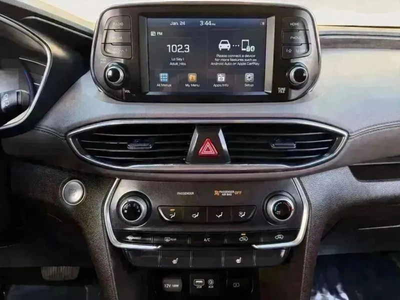 2020 Hyundai Santa Fe - Image 11 of 12