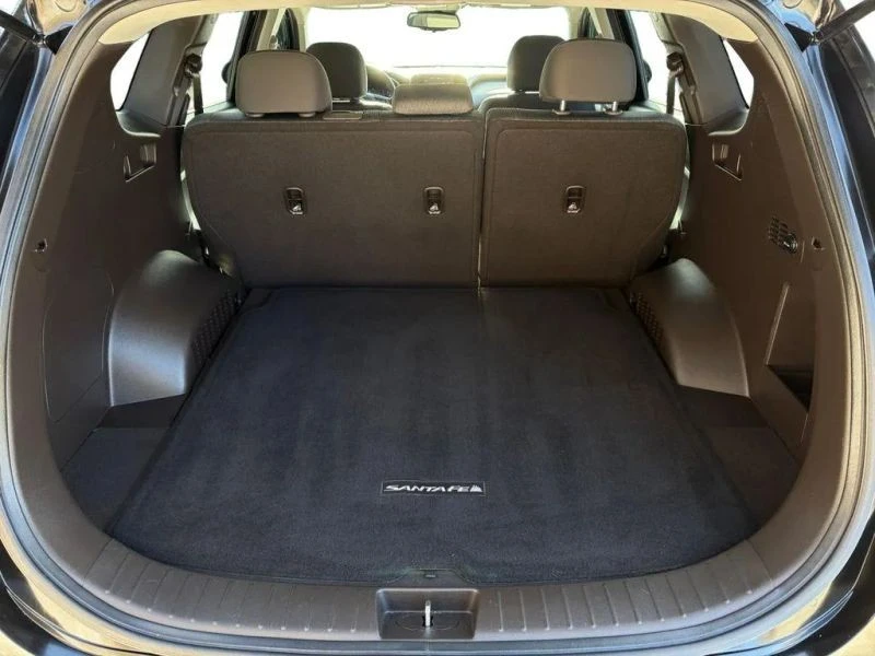 2020 Hyundai Santa Fe - Image 12 of 12
