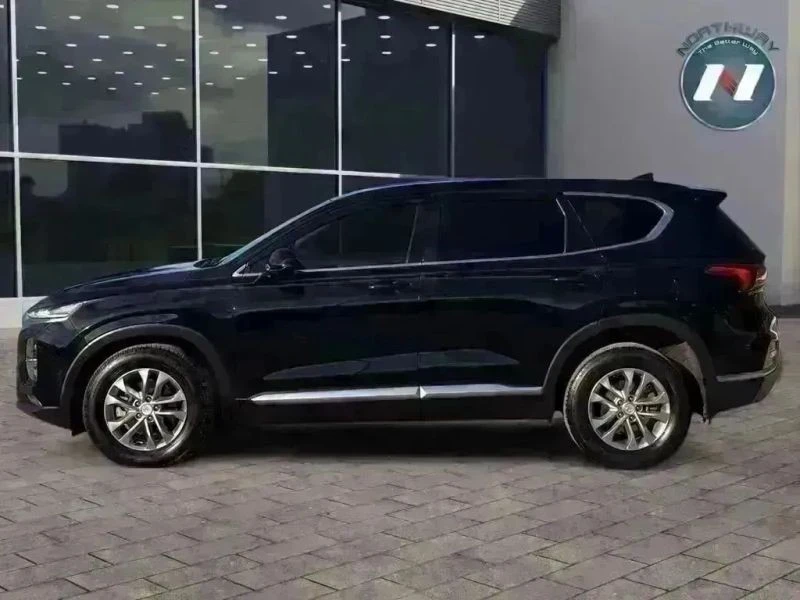 2020 Hyundai Santa Fe - Image 2 of 12
