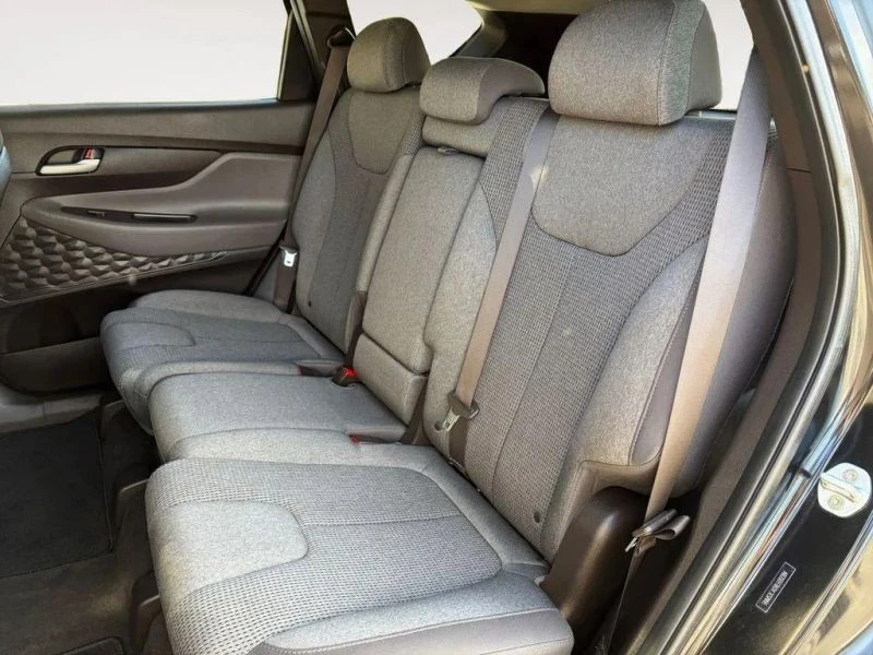 2020 Hyundai Santa Fe - Image 6 of 12