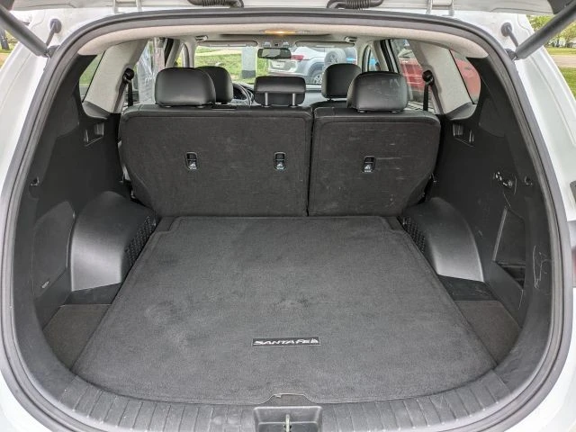 2020 Hyundai Santa Fe - Image 17 of 21