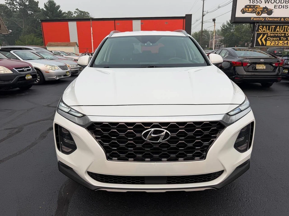 2020 Hyundai Santa Fe - Image 19 of 25