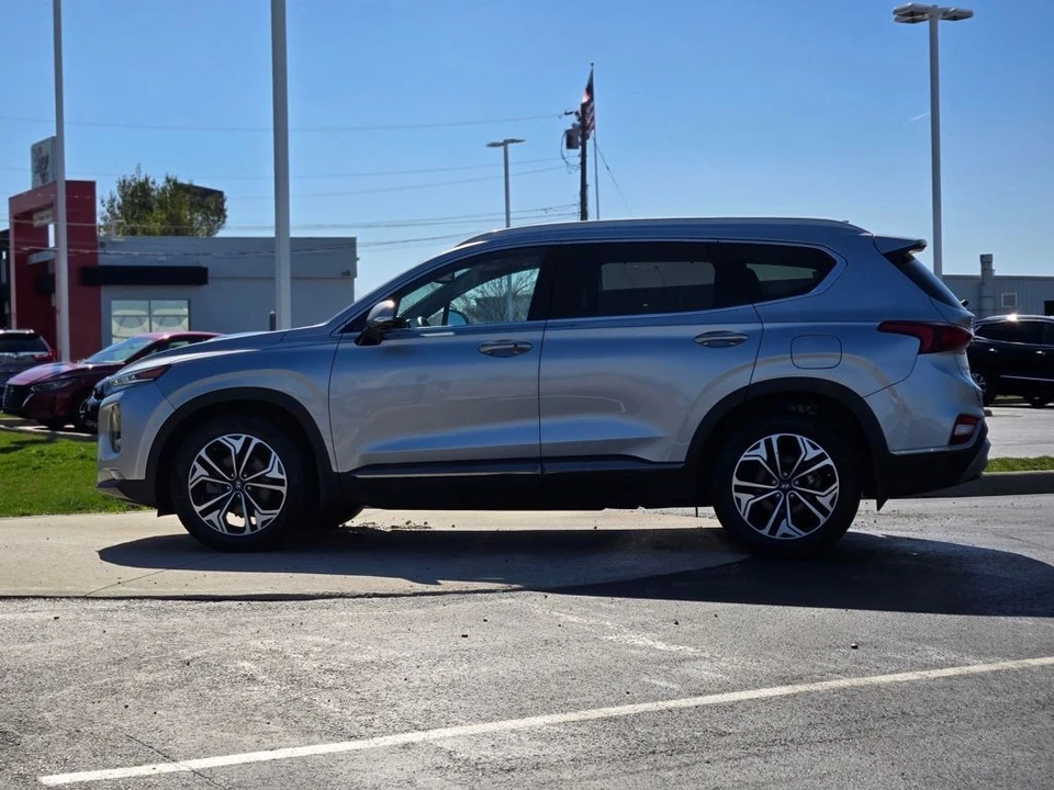 2020 Hyundai Santa Fe - Image 4 of 12