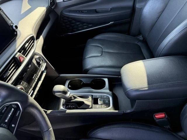 2020 Hyundai Santa Fe - Image 8 of 12