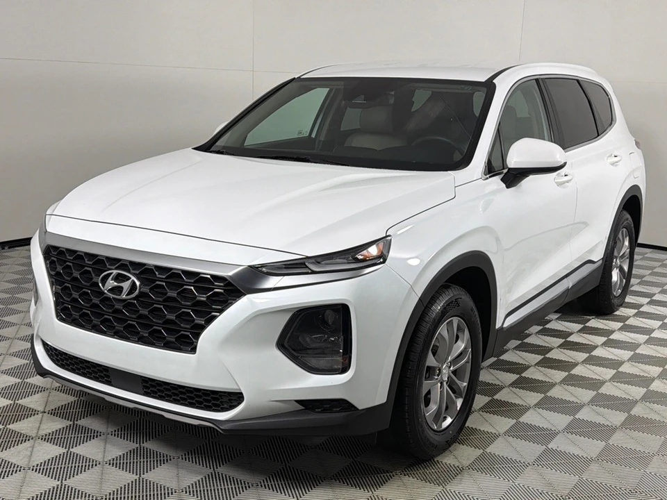 2020 Hyundai Santa Fe - Image 8 of 12