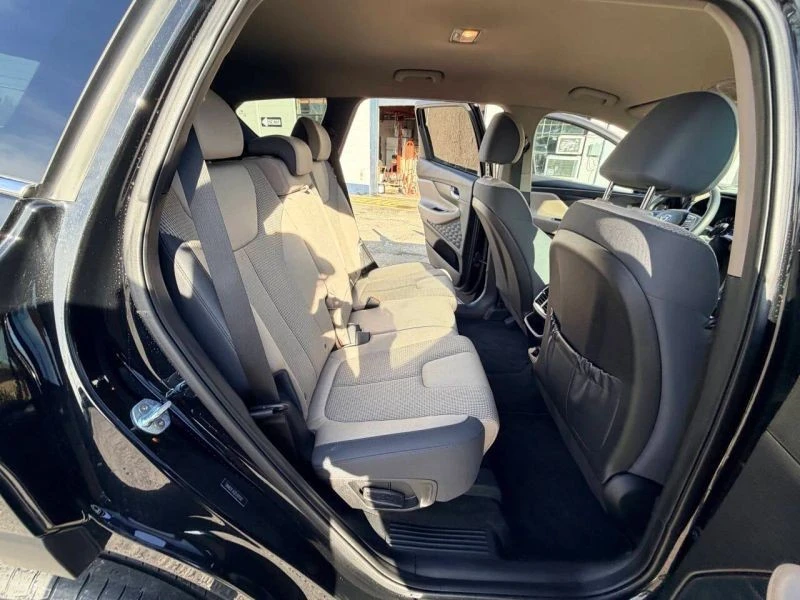 2020 Hyundai Santa Fe - Image 7 of 12